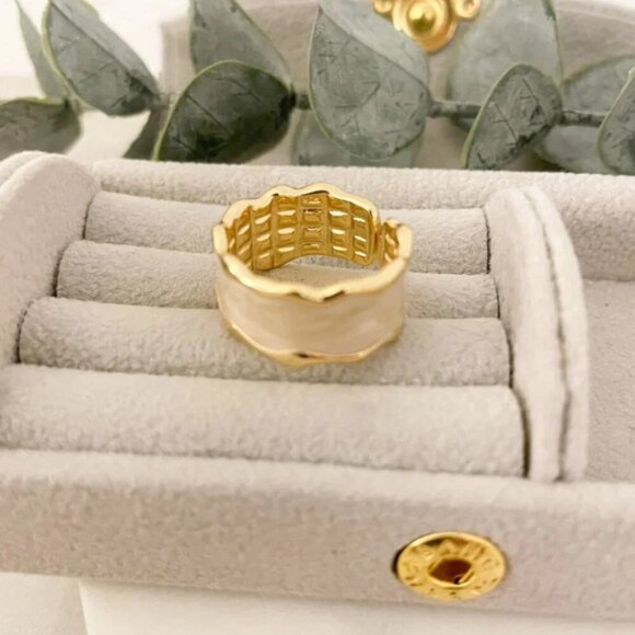 925 Sterling Silver Gold Ring Wavy Modern Ring Geometric Ring Band - Picture 3 of 8